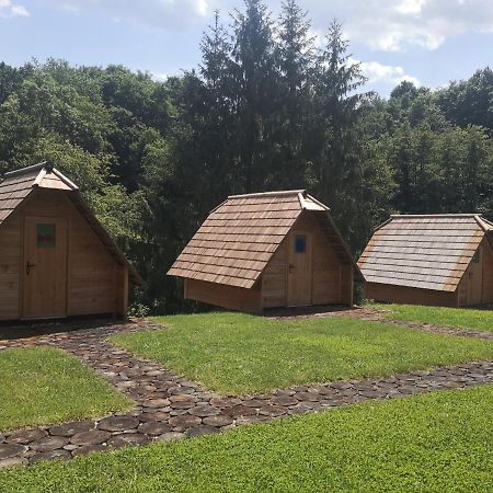 Glamping Naselje Zeleni Turizem Hotel Makole Buitenkant foto