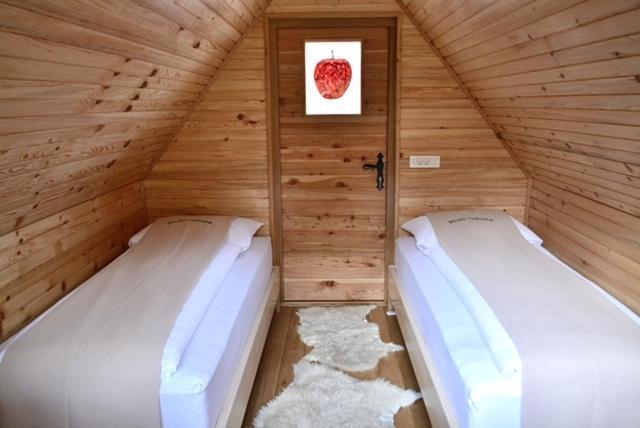 Glamping Naselje Zeleni Turizem Hotel Makole Buitenkant foto
