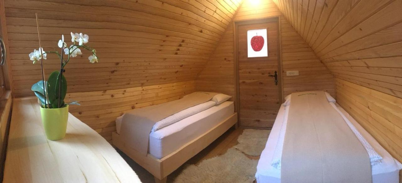 Glamping Naselje Zeleni Turizem Hotel Makole Buitenkant foto