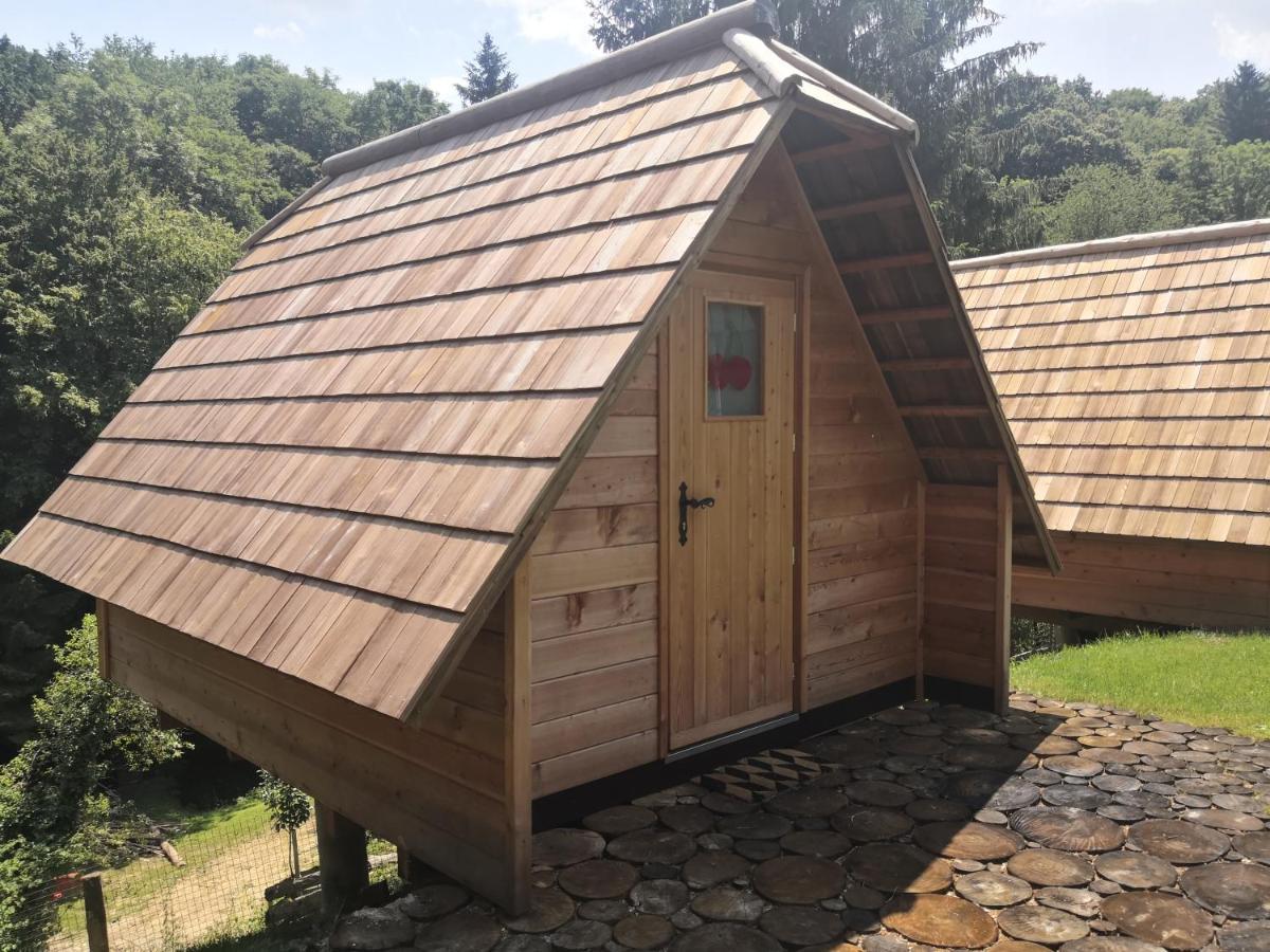 Glamping Naselje Zeleni Turizem Hotel Makole Buitenkant foto
