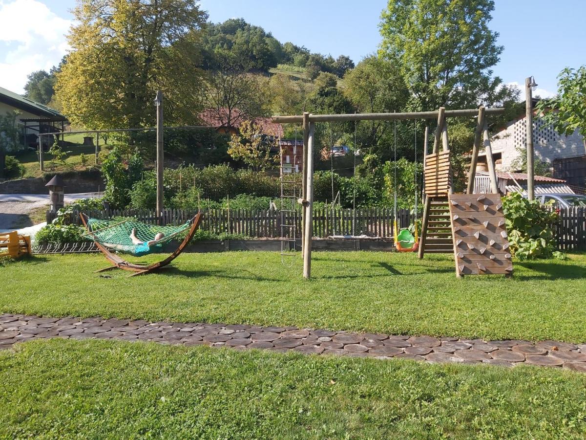 Glamping Naselje Zeleni Turizem Hotel Makole Buitenkant foto